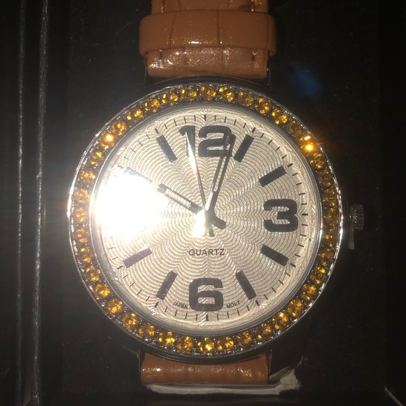 CRYSTAL LEATHER WATCH - Picture 5 of 13